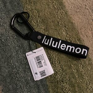 NWT lululemon keychain